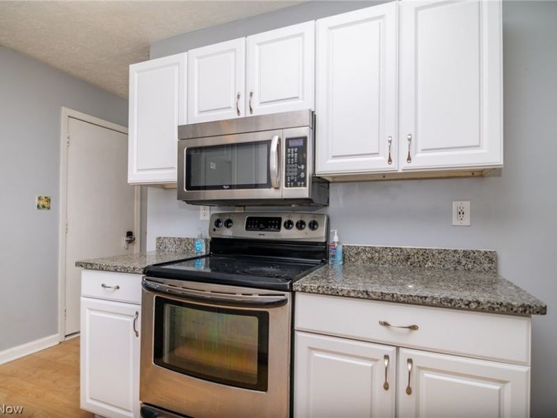 604 Pine Valley Drive, Steubenville, OH 43952 Photo 27