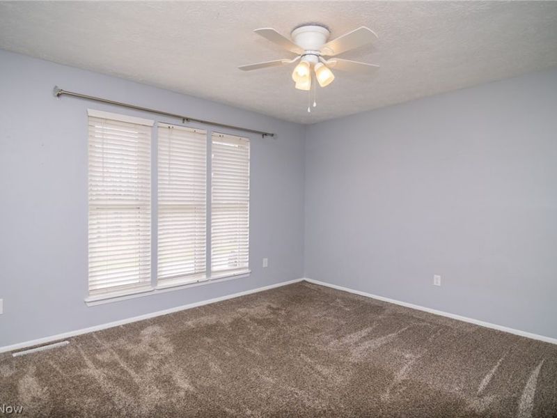 604 Pine Valley Drive, Steubenville, OH 43952 Photo 35