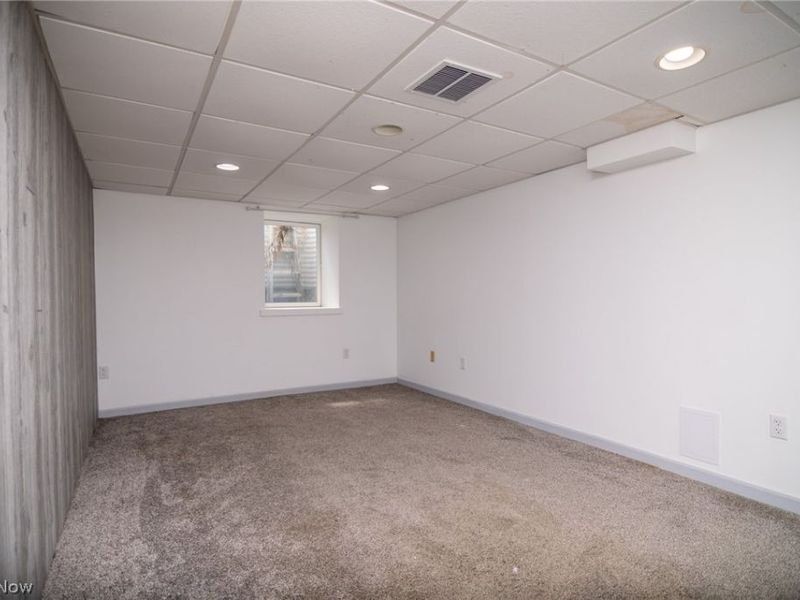 604 Pine Valley Drive, Steubenville, OH 43952 Photo 41