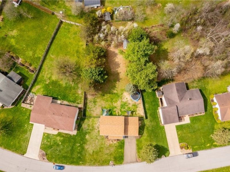 604 Pine Valley Drive, Steubenville, OH 43952 Photo 7