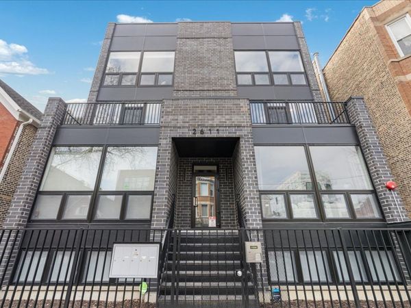 2611 W Haddon Avenue, Unit 2, Chicago, IL 60622