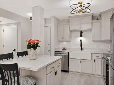 26 10th Street W, Unit 705, Saint Paul, MN 55102