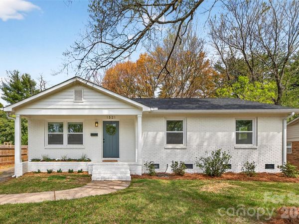 1521 Starbrook Drive, Charlotte, NC 28210