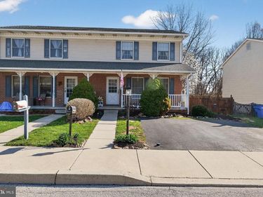 23 CRESCENT LANE, LITTLESTOWN, PA 17340