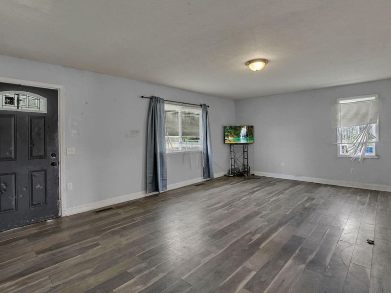 19445 Buena Vista Road, Rockbridge, OH 43149 Photo 2