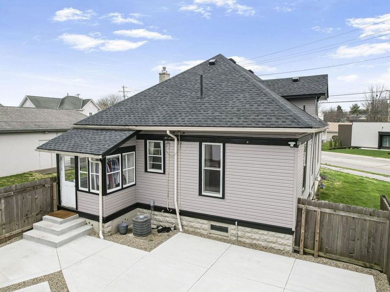 94 W Waterloo Street , Canal Winchester, OH 43110 Photo 7