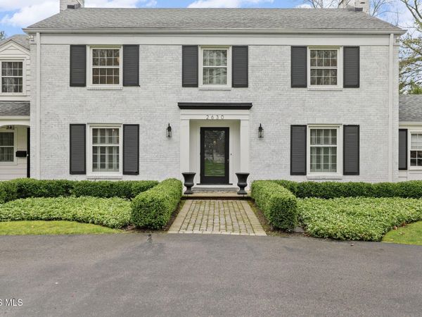 2630 Westchester Road, Ottawa Hills, OH 43615