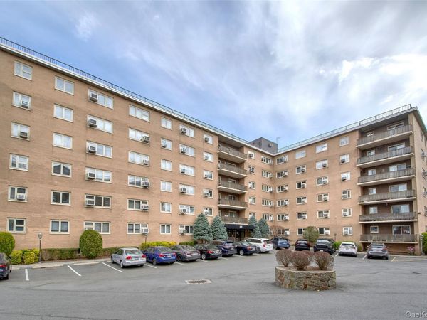 480 Halstead Avenue, Unit 4V, Harrison, NY 10528