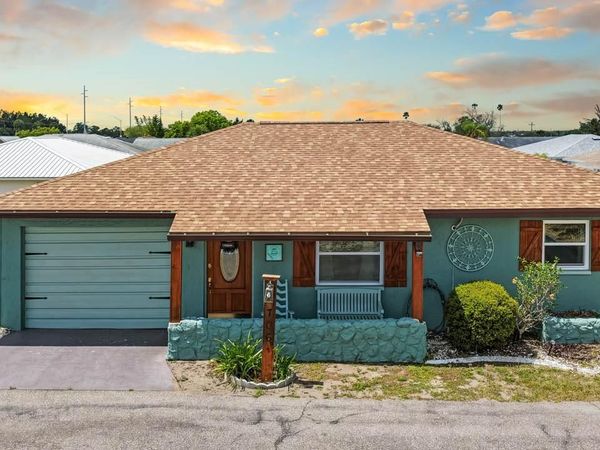 706 W BROCKTON PLACE, SUN CITY CENTER, FL 33573