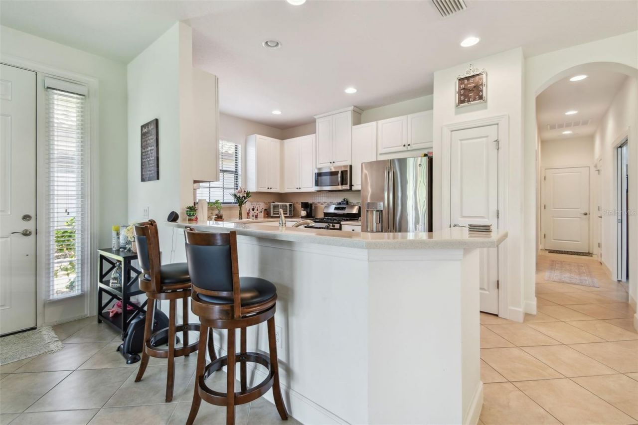 10205 Saint Francis Terrace , Palmetto, FL 34221 Photo