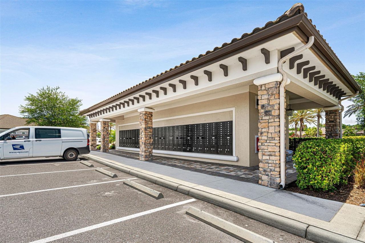 10205 Saint Francis Terrace, Palmetto, FL 34221 Photo