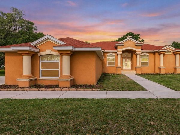 6343 COUNTRY CLUB ROAD , WESLEY CHAPEL, FL 33544