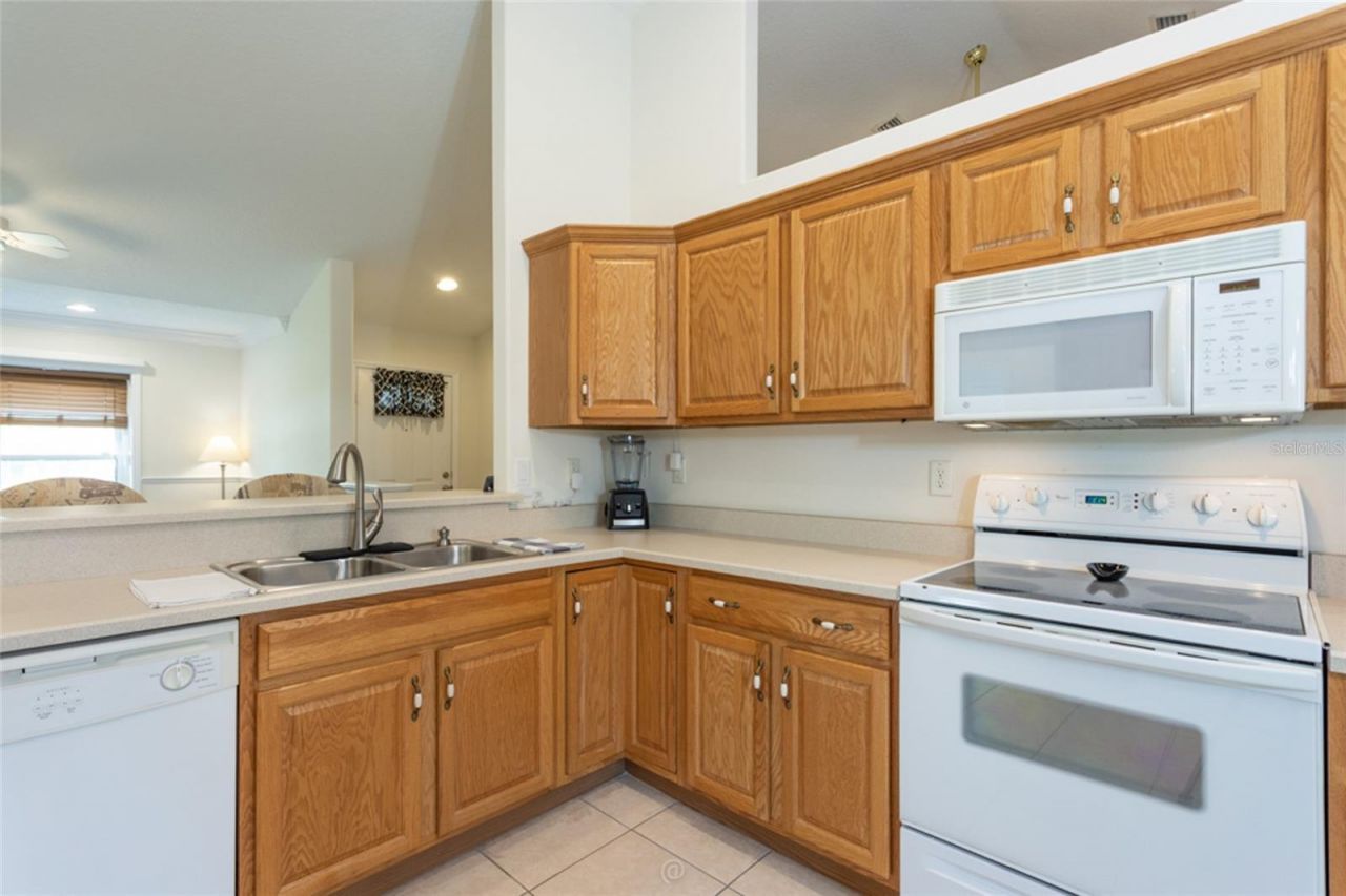 127 Whippoorwill Drive, Palm Coast, FL 32164 Photo