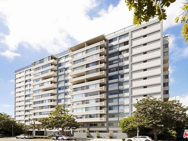 969 Hilgard Avenue, Unit 1001, Los Angeles, CA 90024