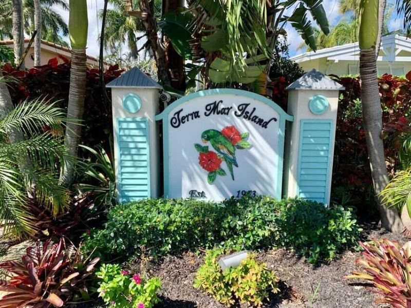 3230 Aqua Vista Drive, Pompano Beach, FL 33062 Photo