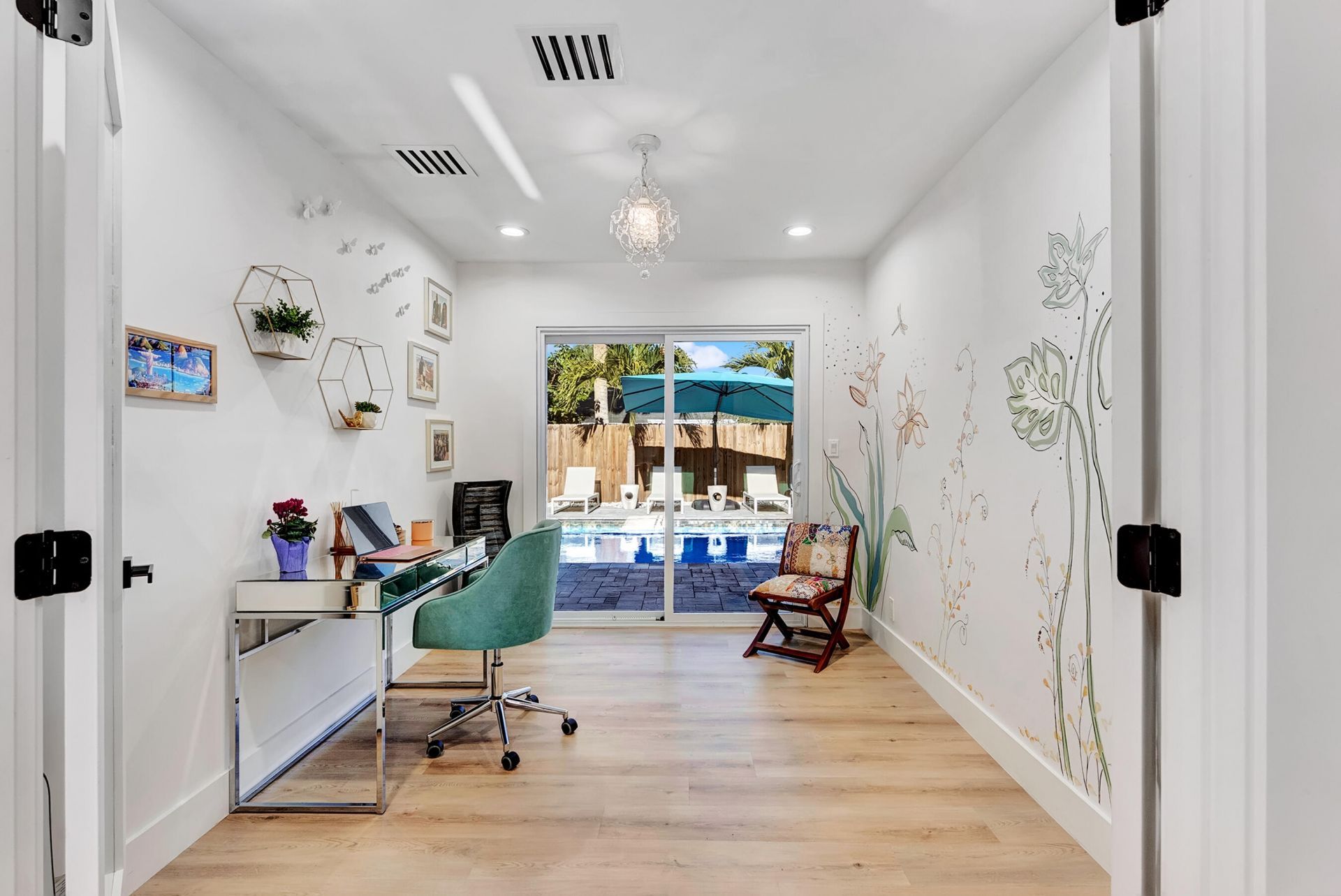 707 W Boulevard Chatelaine, Delray Beach, FL 33445 Photo