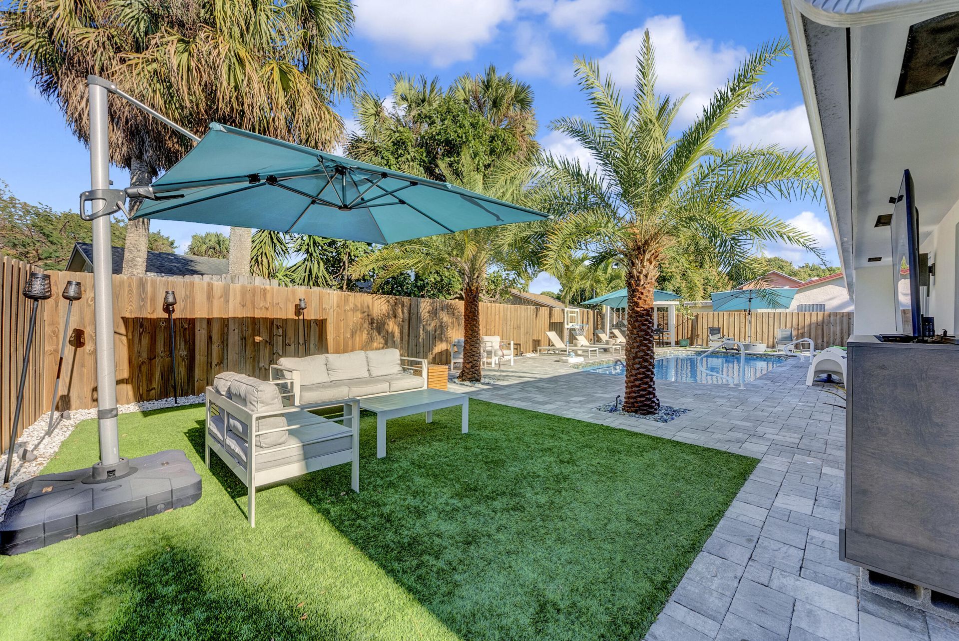 707 W Boulevard Chatelaine, Delray Beach, FL 33445 Photo