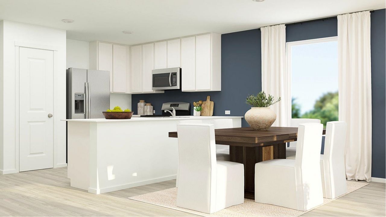 598 Cambria Dr Photo 5