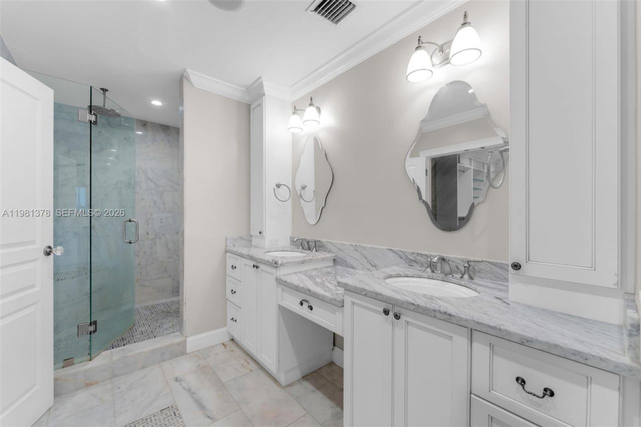 10721 SW 124th St , Miami, FL 33176 Photo