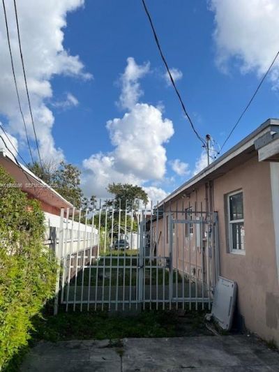 2845 SW 21st Ter, Miami, FL 33145 Photo