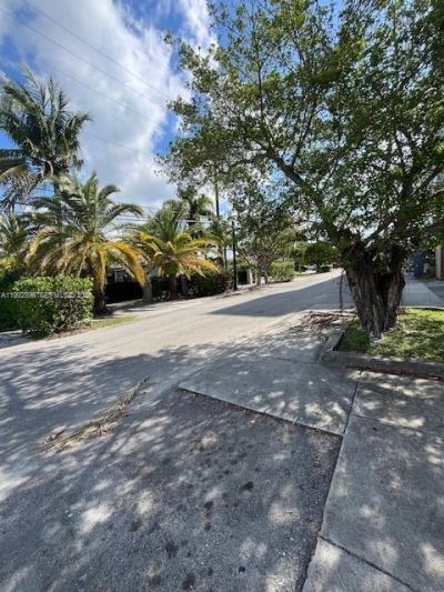 2845 SW 21st Ter, Miami, FL 33145 Photo