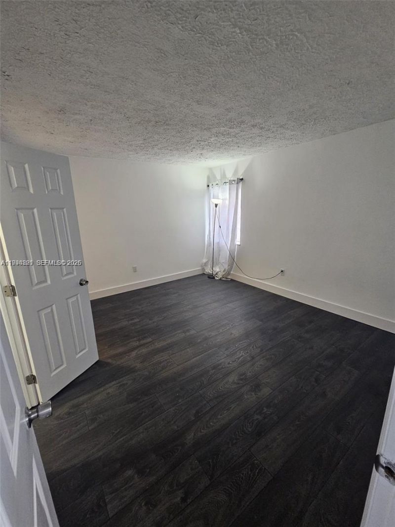 6055 W 19th, Unit 209, Hialeah, FL 33012 Photo