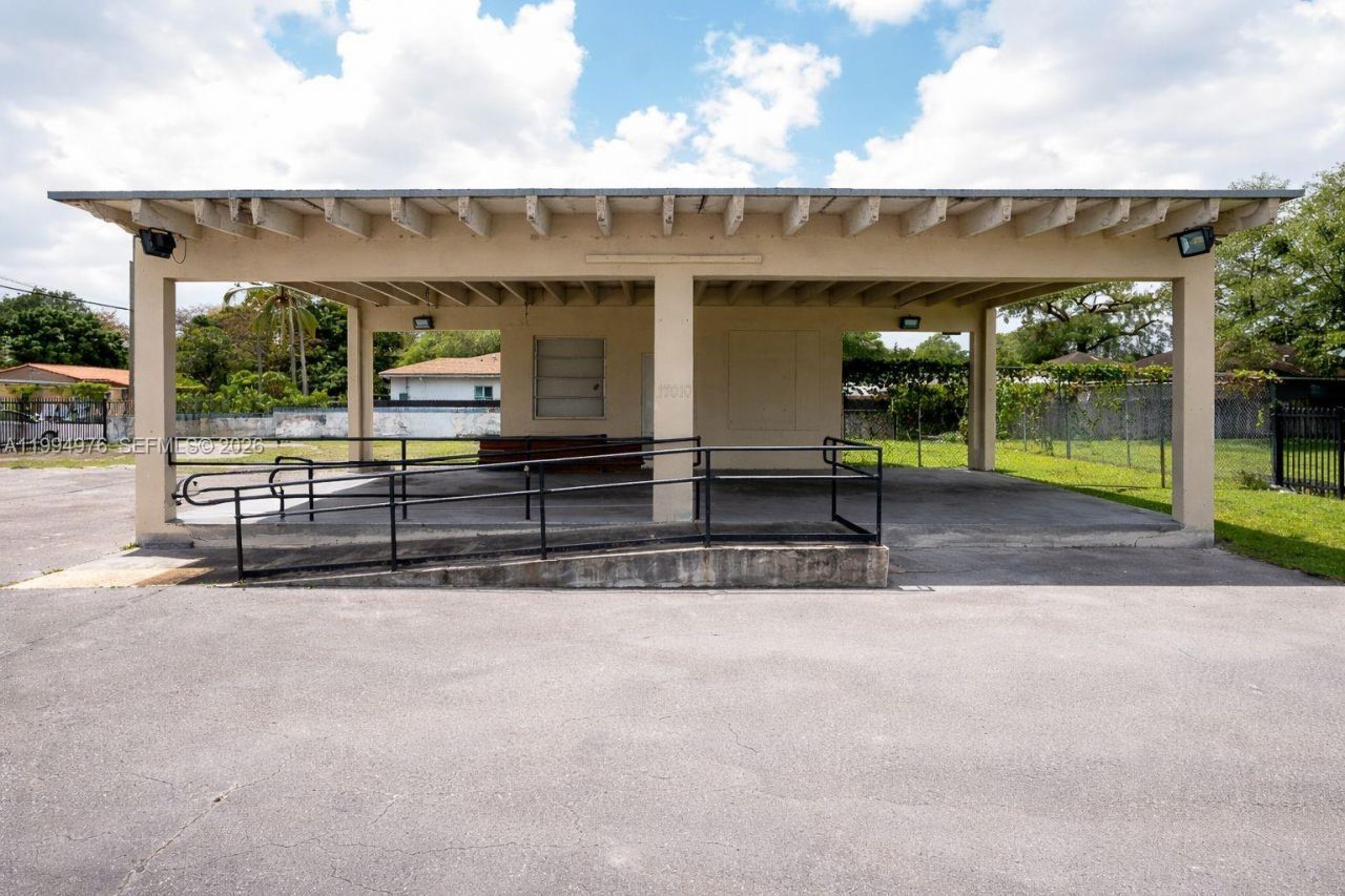 17010 NW 27th Ave, Miami Gardens, FL 33056 Photo