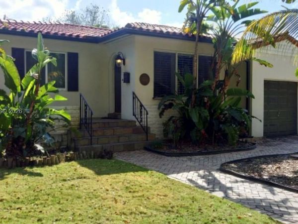 5718 SW 48th St, South Miami, FL 33155