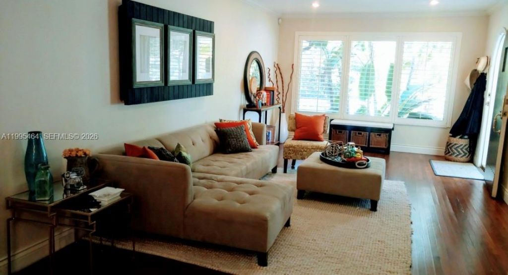 5718 SW 48th St, South Miami, FL 33155 Photo