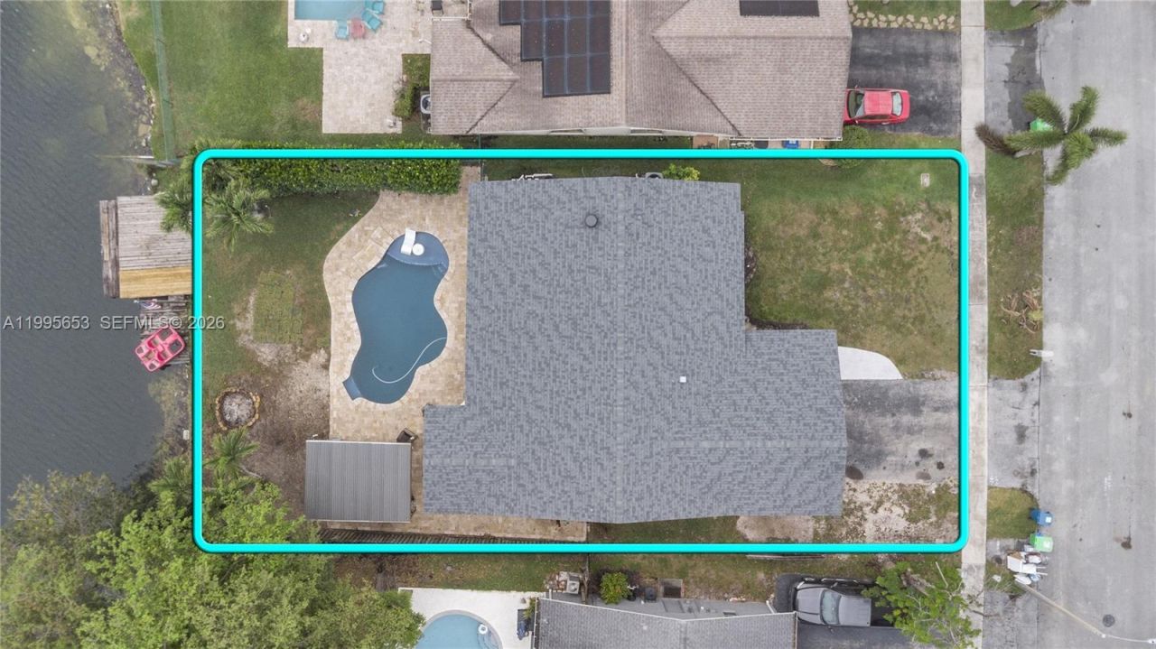 2426 NW 108th Ter , Sunrise, FL 33322 Photo