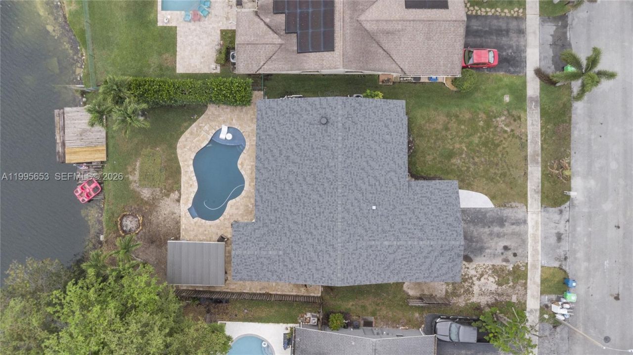 2426 NW 108th Ter , Sunrise, FL 33322 Photo