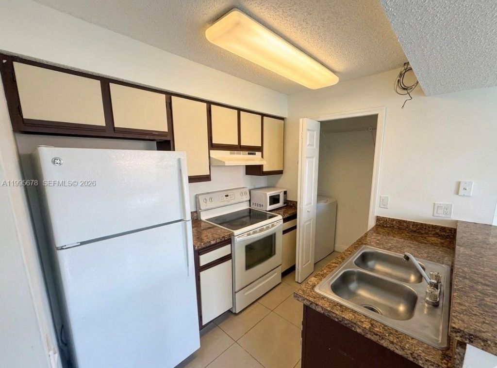 1253 SW 46th Ave, Unit 1608, Pompano Beach, FL 33069 Photo