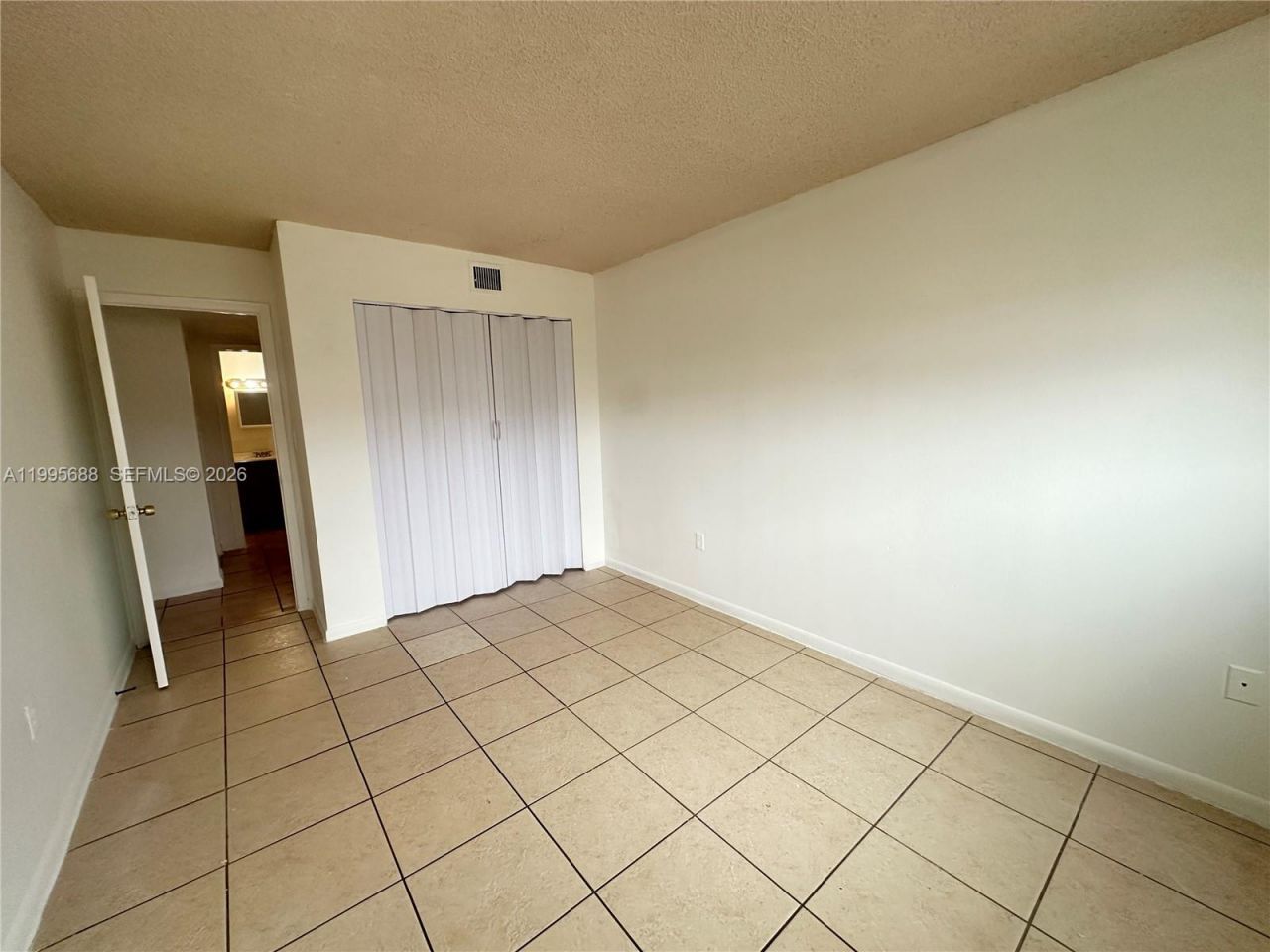 3600 NW 21st St, Unit 309, Lauderdale Lakes, FL 33311 Photo