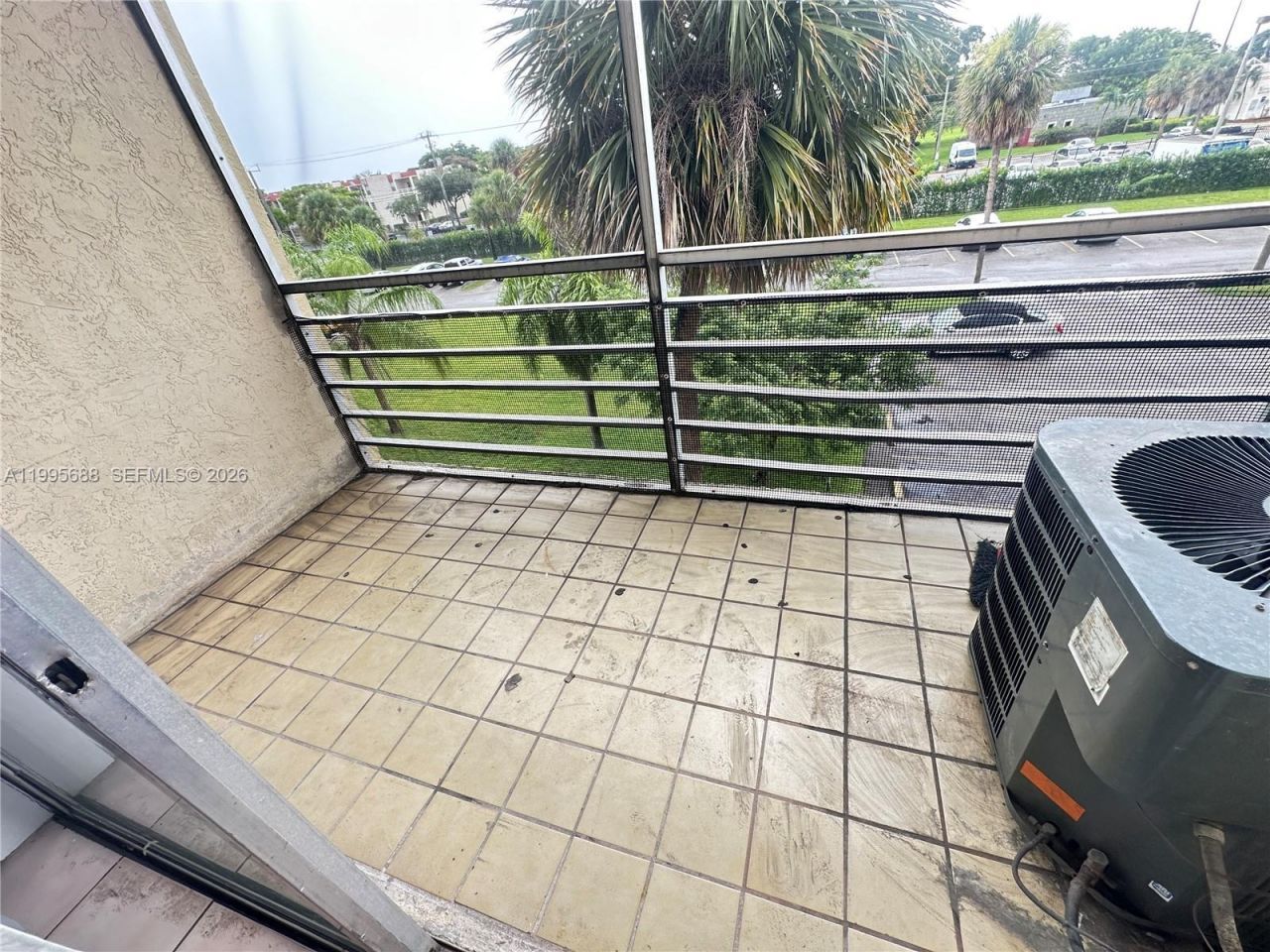 3600 NW 21st St, Unit 309, Lauderdale Lakes, FL 33311 Photo