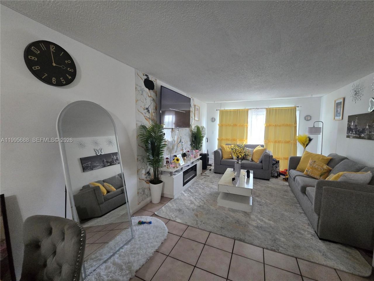 3600 NW 21st St, Unit 309, Lauderdale Lakes, FL 33311 Photo