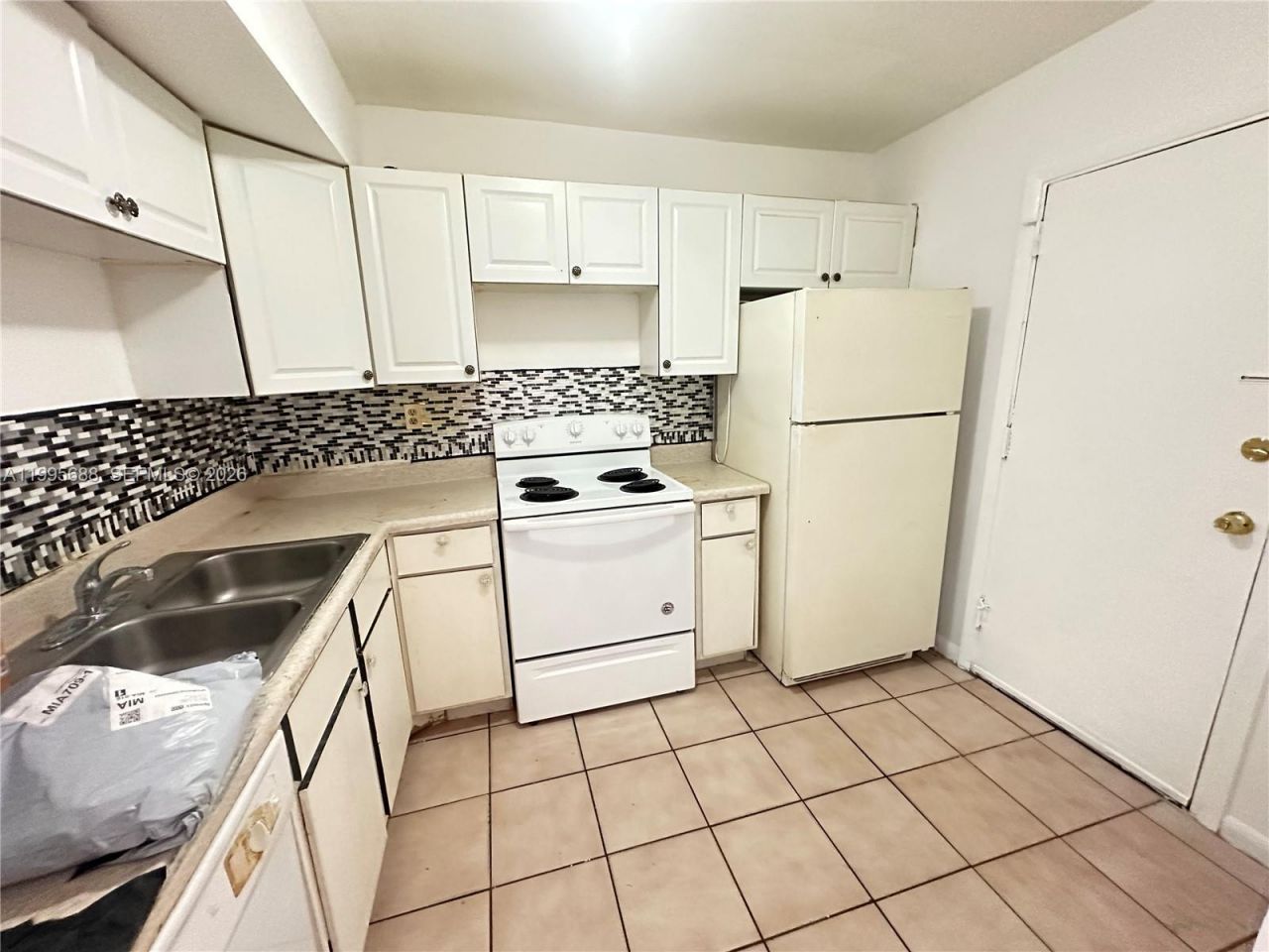 3600 NW 21st St, Unit 309, Lauderdale Lakes, FL 33311 Photo