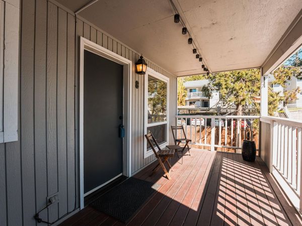 1443 NW Juniper Street, Unit APT 8, Bend, OR 97703