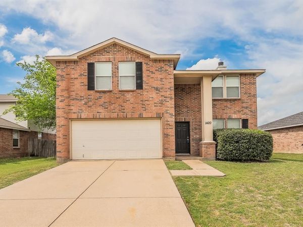 1420 Krista Drive, Burleson, TX 76028