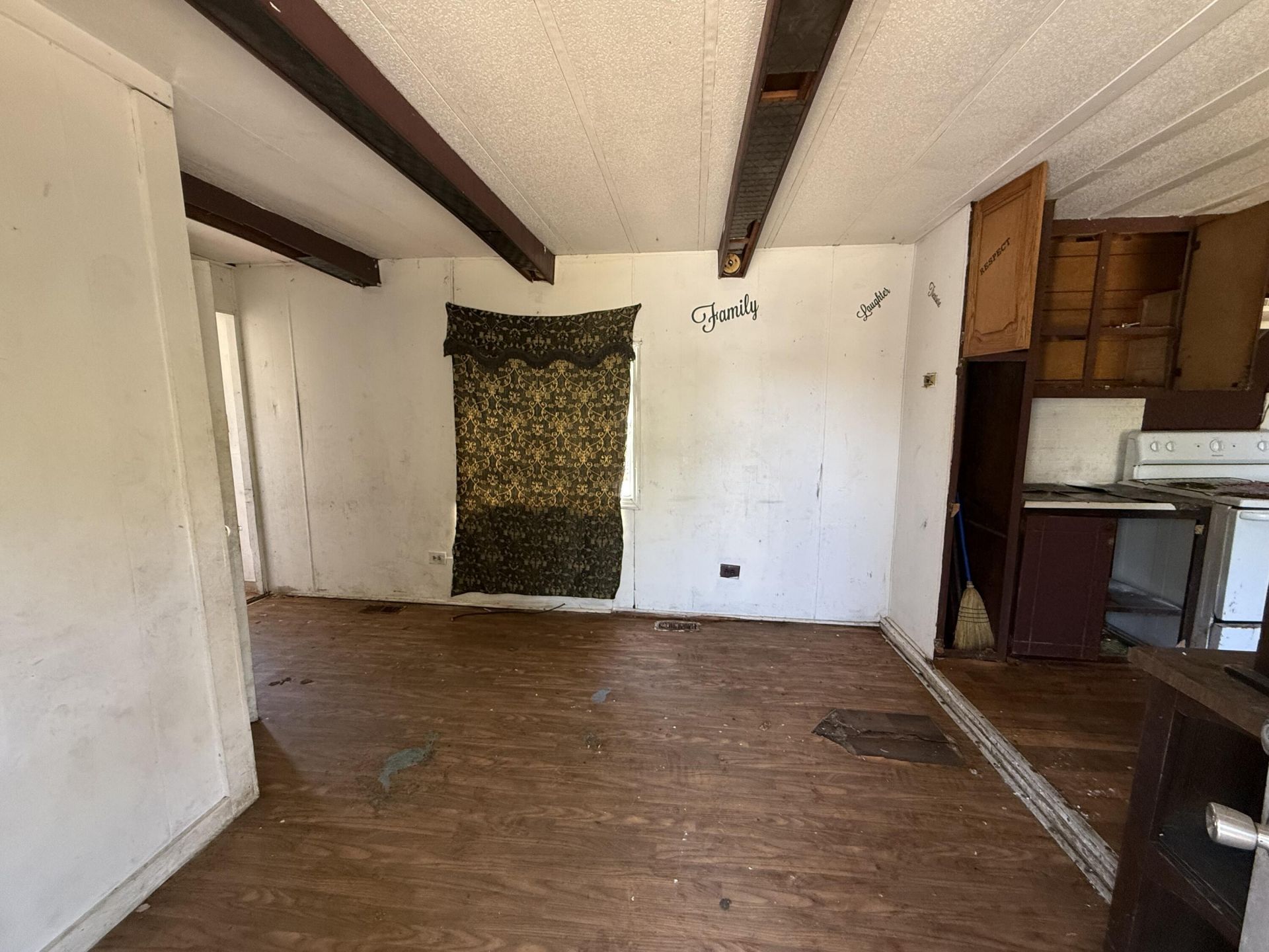 80 Reynolds Street Photo 24