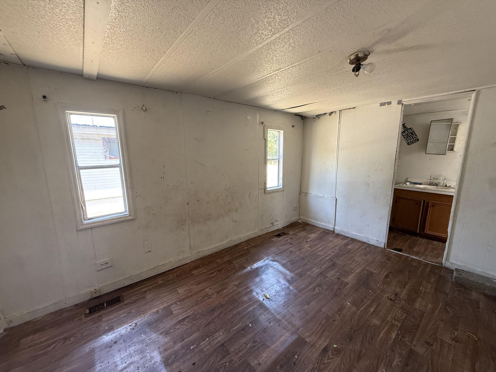 80 Reynolds Street Photo 26