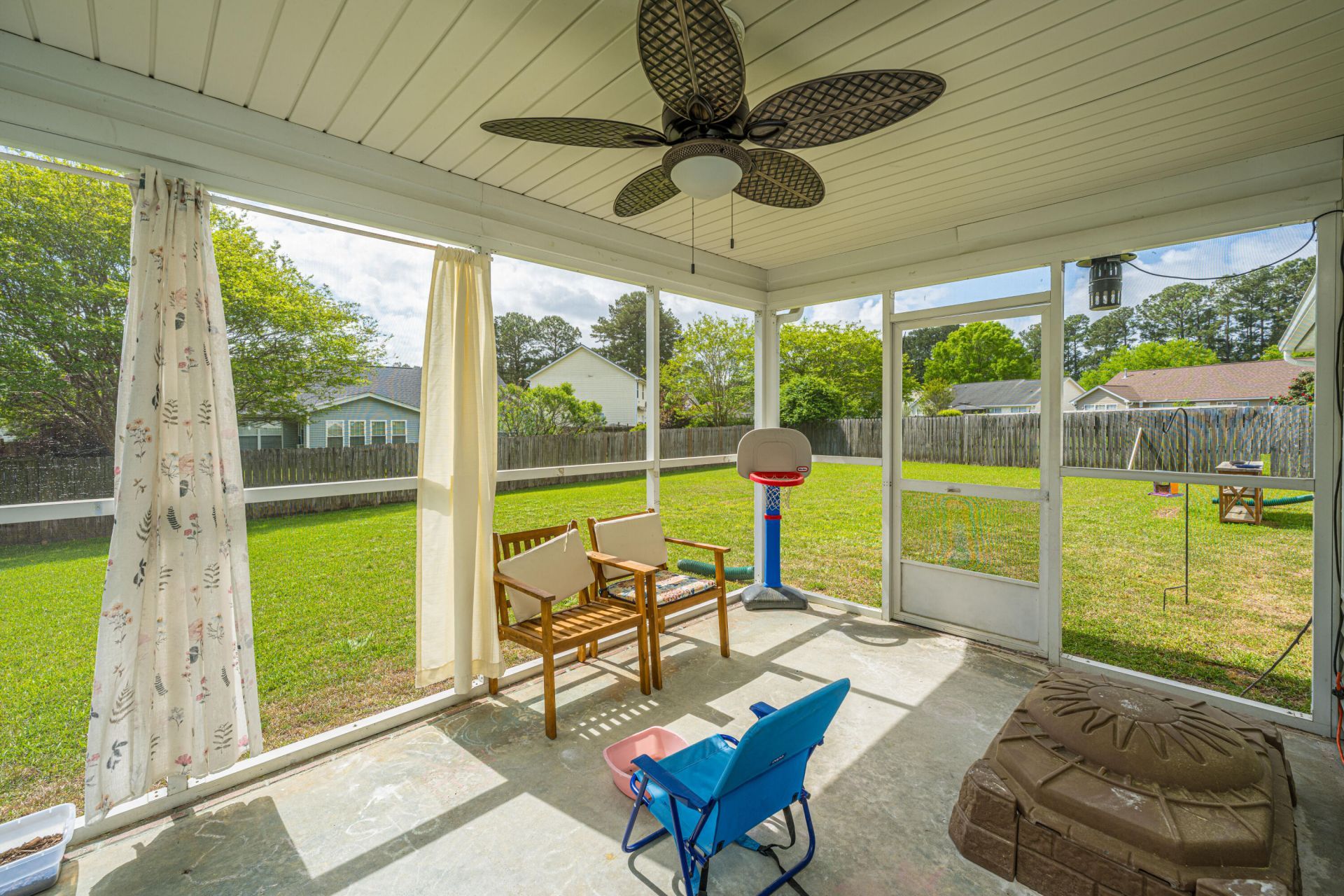 1303 Grassy Hill Court Photo 15