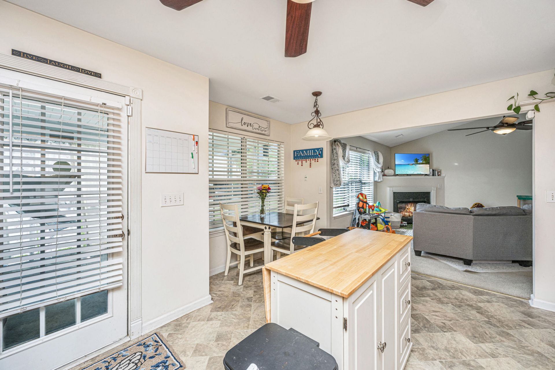 1303 Grassy Hill Court Photo 9