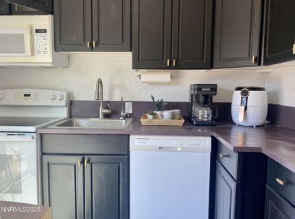 99 Bartlett Street, Reno, NV 89512 Photo