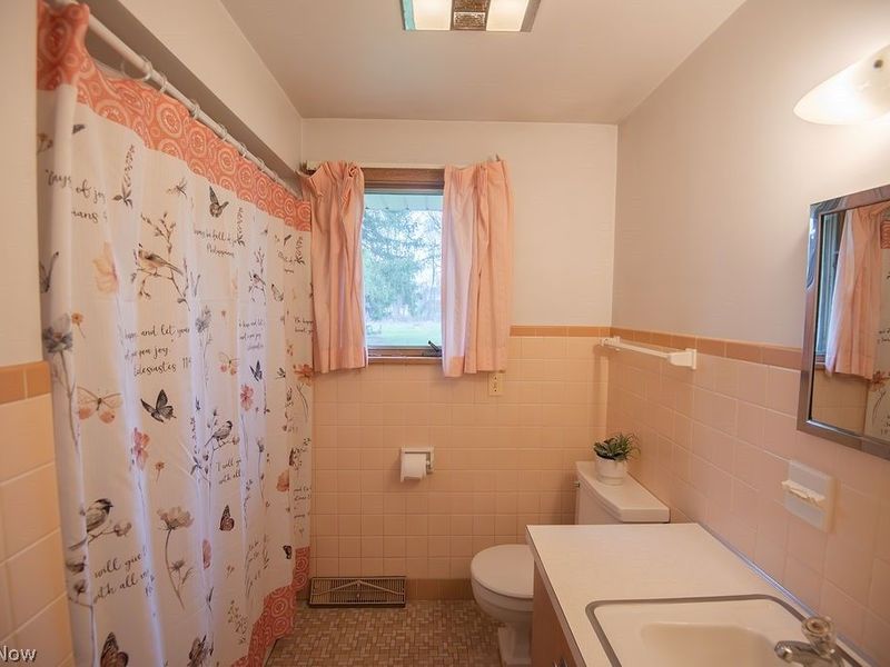 80 S Hazelwood Avenue, Youngstown, OH 44509 Photo 10