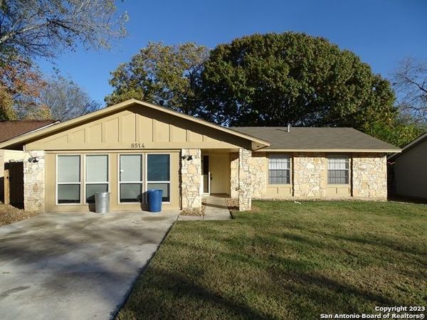 8514 GLEN CT, San Antonio, TX 78239