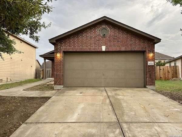 10222 Fossil Valley, San Antonio, TX 78245