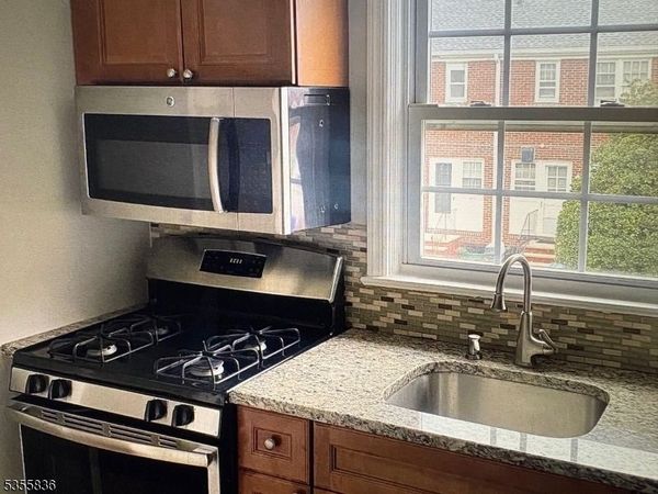 293 Elmwood Ave, Maplewood, NJ 07040