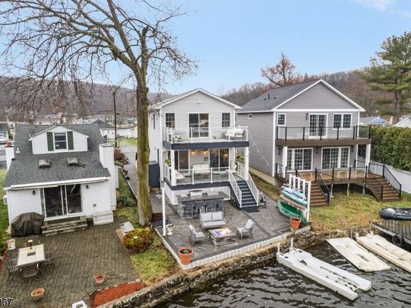 51 Mohawk Trl, Jefferson, NJ 07849