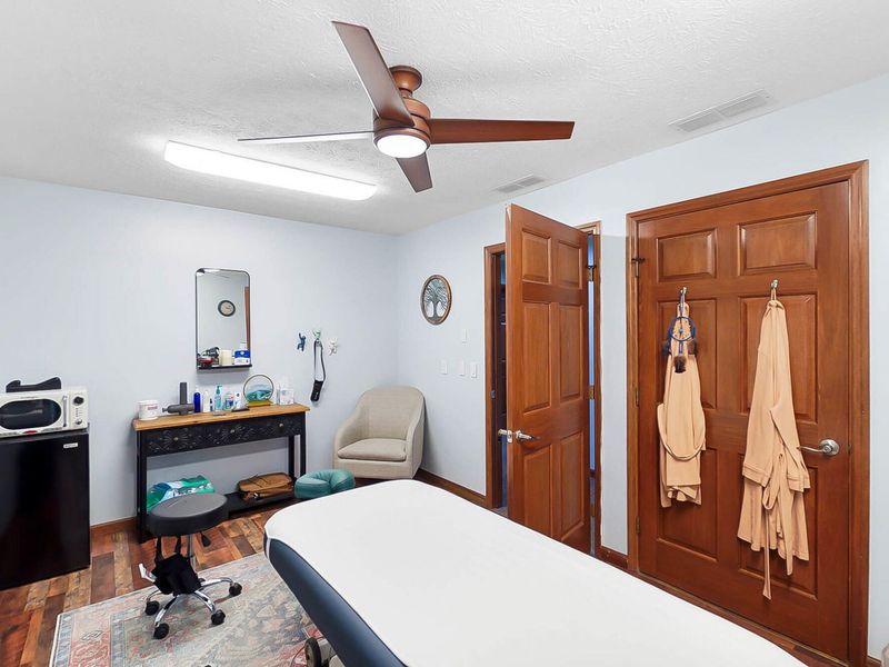 860 E Franklin Street, Unit Unit D, Centerville, OH 45459 Photo 10