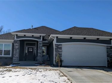 8820 N Colorado Avenue, Kansas City, MO 64156